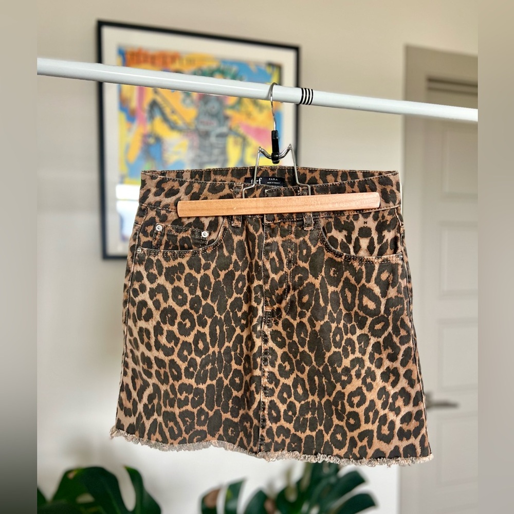 Zara leopard animal print mini skirt